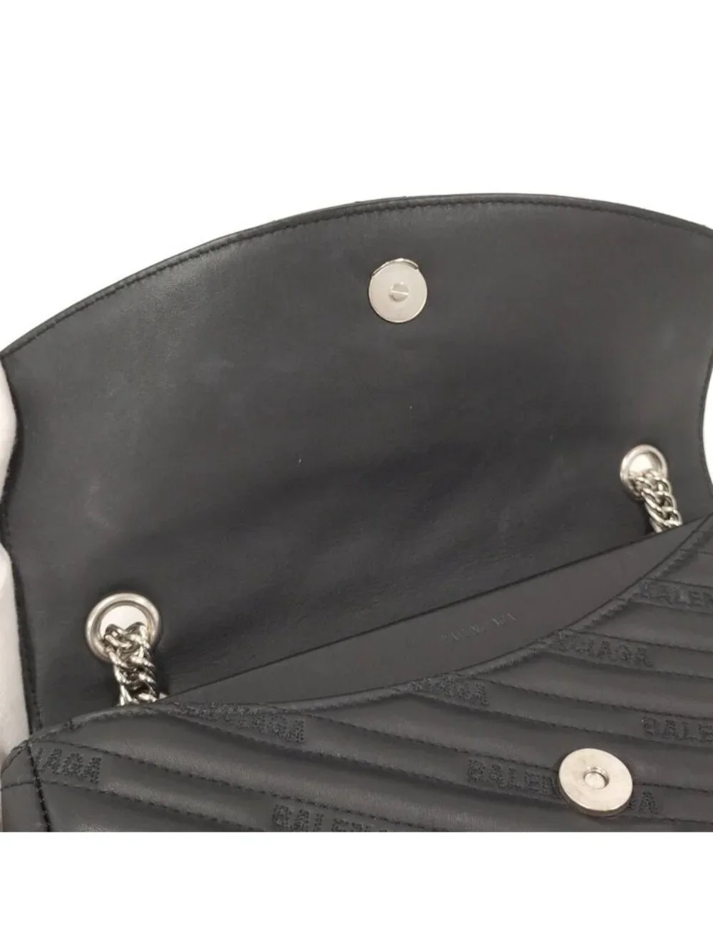 Balenciaga BB Round Chain Shoulder Bag Leather Black
